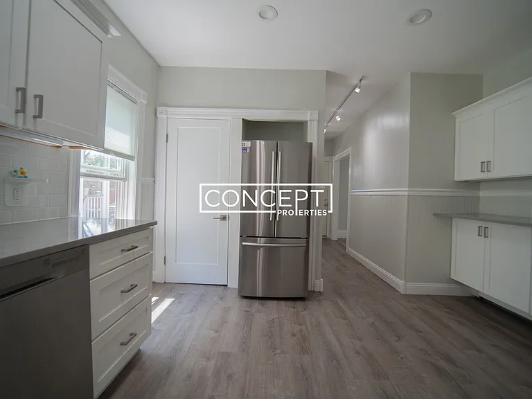 14 Richardson St #1 — Photo 9