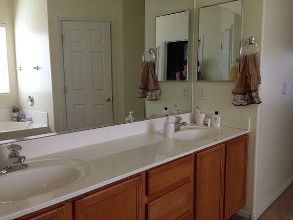 Dual sinks in Master Bath