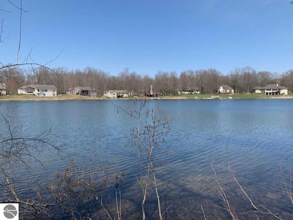 1st image of 9758 Sunset Dr