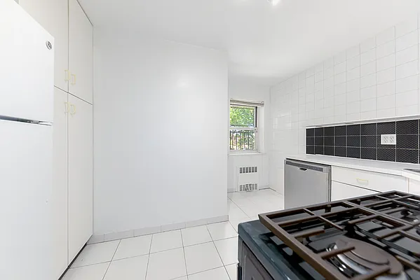 Rented by Bah Realty Group LLC | media 20