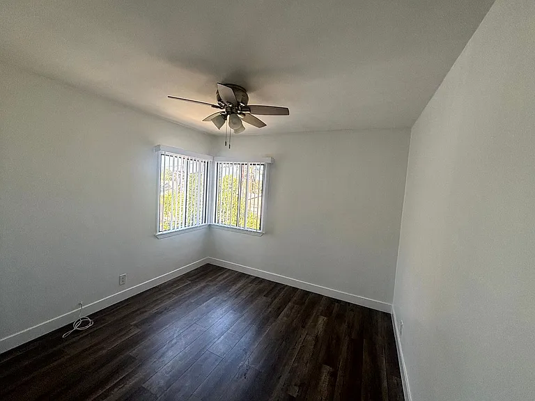 5623-5633 W Venice Blvd — Photo 50