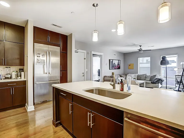 1515 Race St #301 — Photo 13