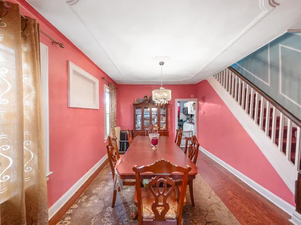 201 East 35th Street SF image 2 of 9