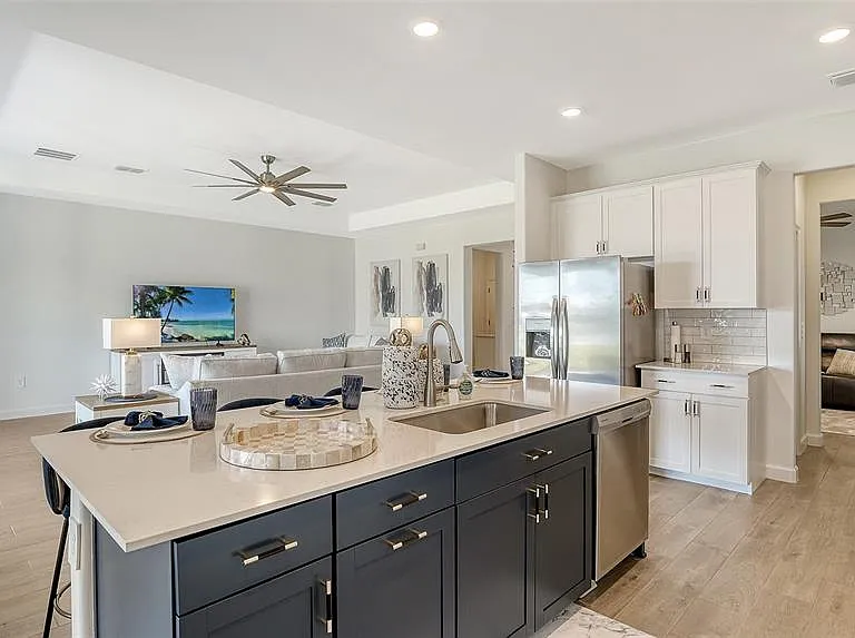4909 Oyster Pearl St — Photo 20