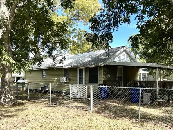 602 E 15th St, Crowley, LA 70526