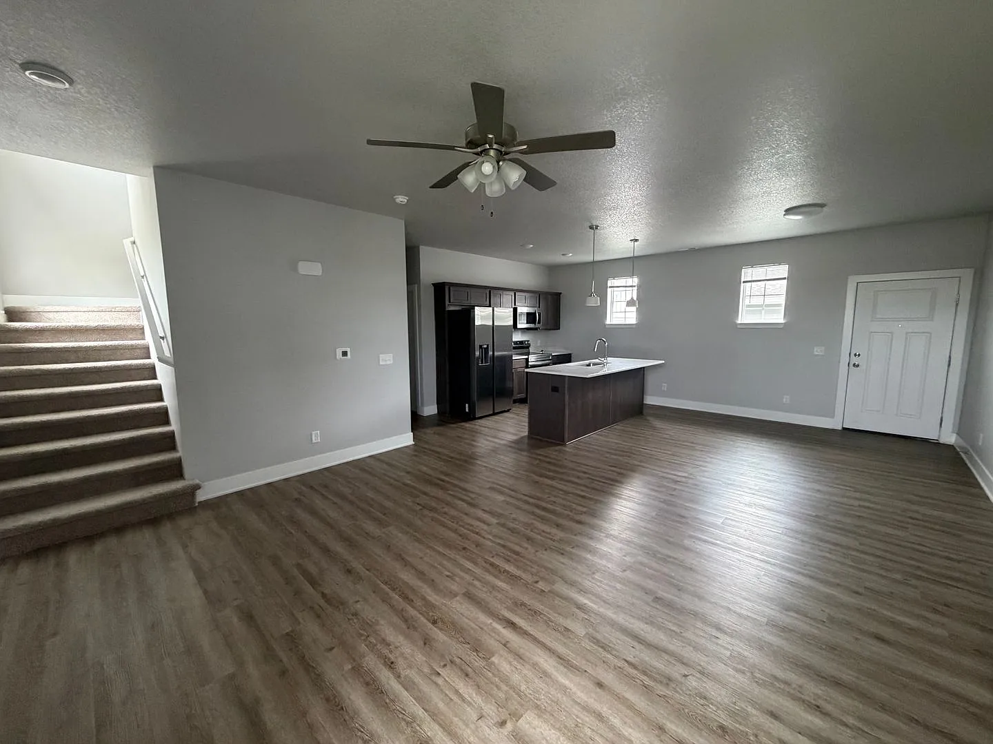 Beautiful 3 Bed, 2.5 Bath Townhome in Waukee! Perfect Location! — Photo 3