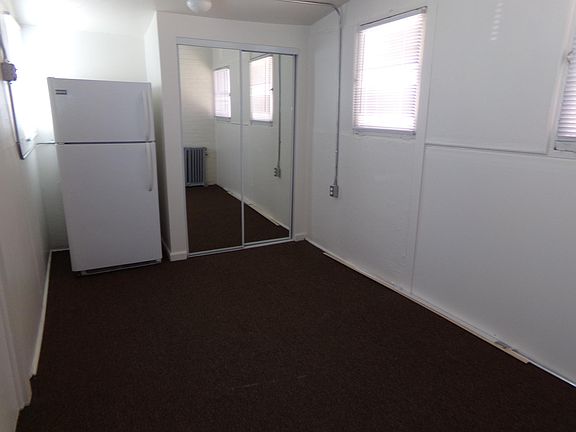 4th image of 1047 Pearl St #1