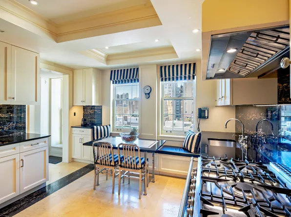 30 East 72nd Street image 8 of 17