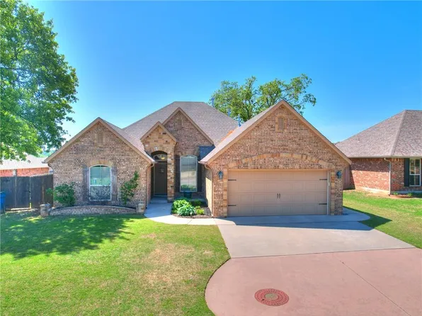 10826 Garrett Cole Dr, Midwest City, OK 73130