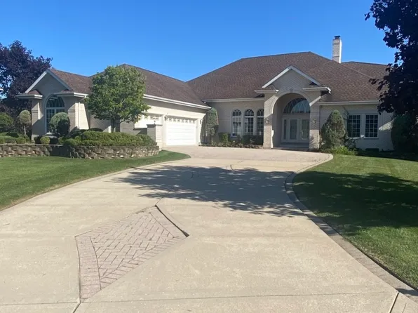 12024 W Edgewood Dr, Homer Glen, IL 60491