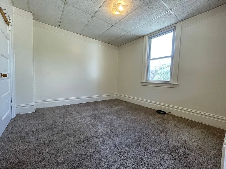 230 North Ave — Photo 7
