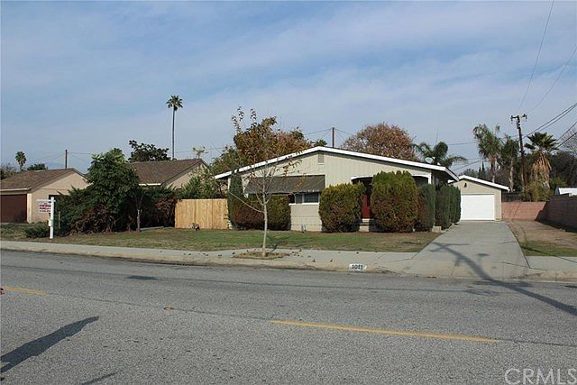 1st image of 1011 W Vine Ave