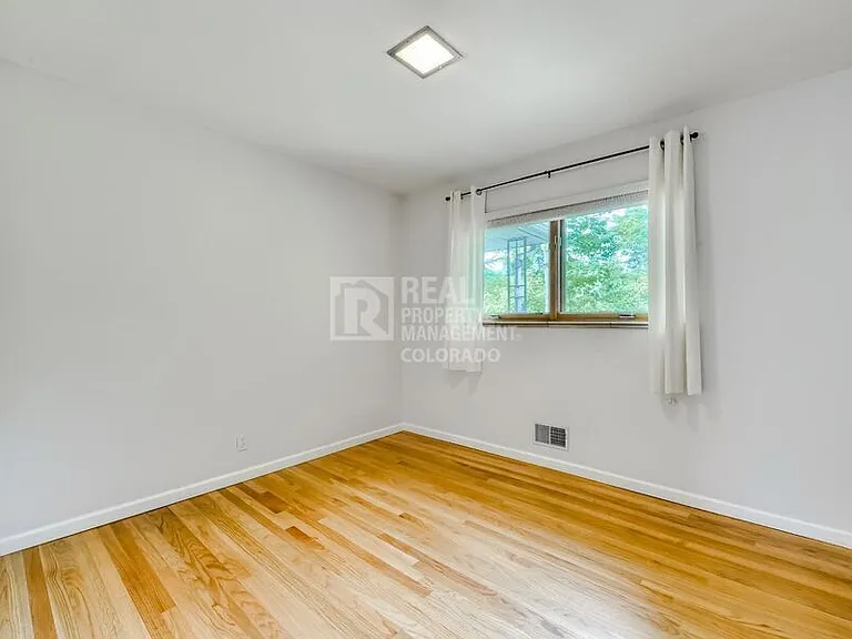 2580 S Carey Way — Photo 18
