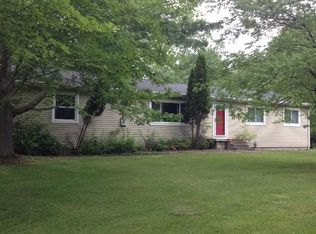 17120 Kane Rd, Stockbridge, MI 49285