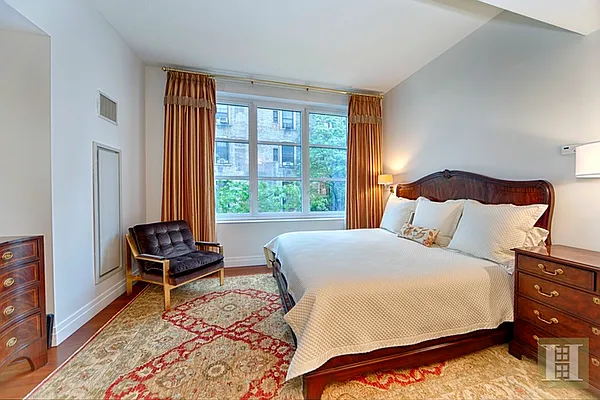 Rented by Halstead Real Estate | media 10