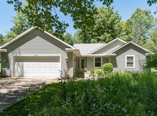 15684 Shady Ln, Three Rivers, MI 49093
