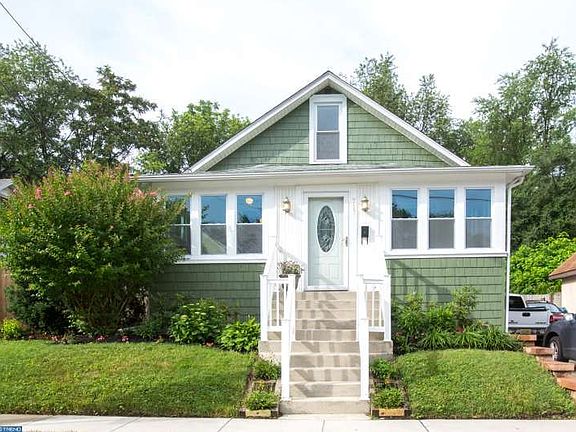 2nd image of 717 Newton Ave