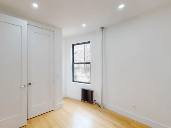 3505 Broadway image 5 of 14