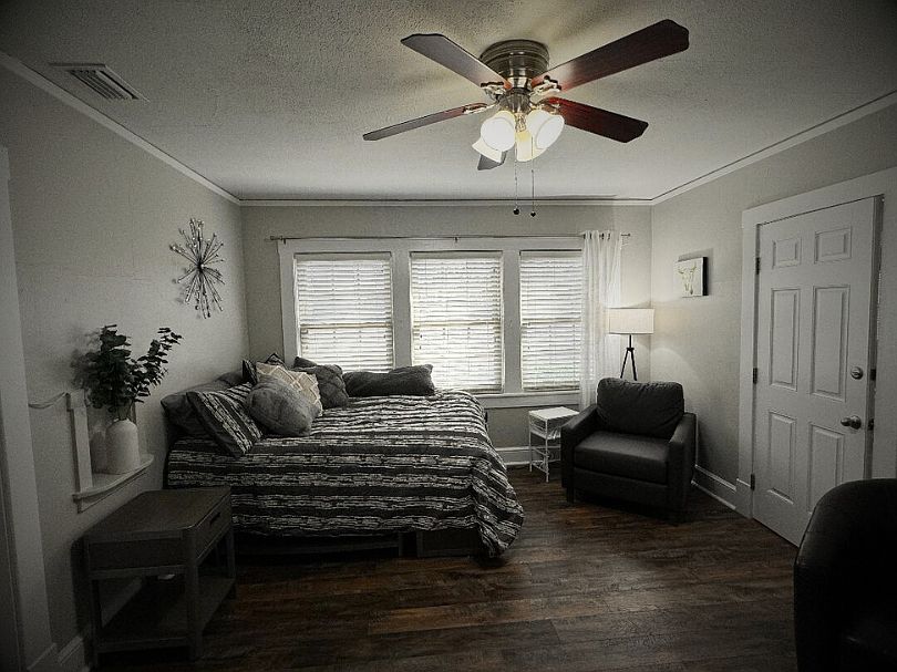 1st image of 317 De Soto St APT 2