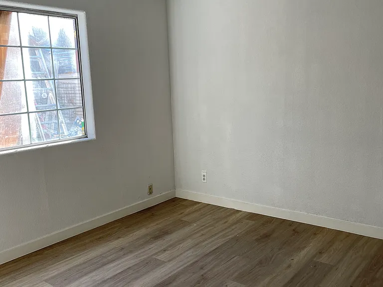 5418 Almont St — Photo 9