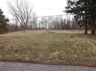 66 Creek Ln, Jefferson, PA 15021