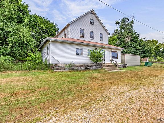 4th image of 8985 Old Lemay Ferry Rd