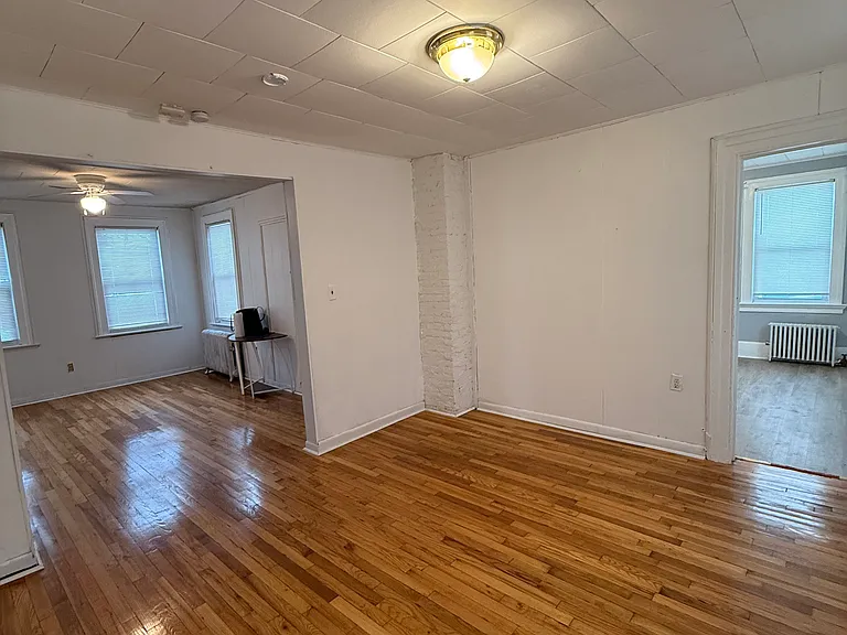 34 Kensington Pl #2 — Photo 6