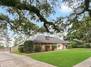 4944 Sweetbriar St, Baton Rouge, LA 70808