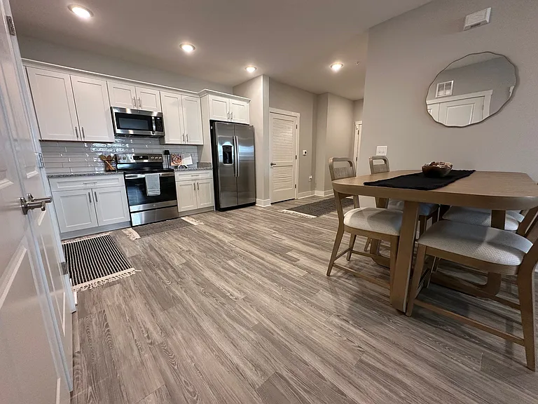 Pine Reserve Apartments — Photo 15