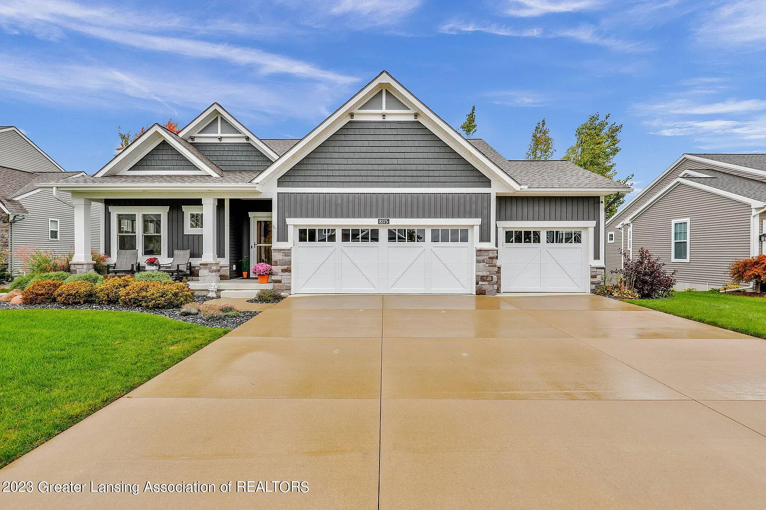 8375 Yellowstone Ln photo 1