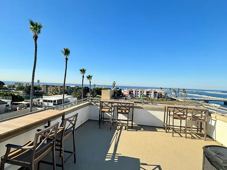 Laguna del Rey Apartments — Photo 21
