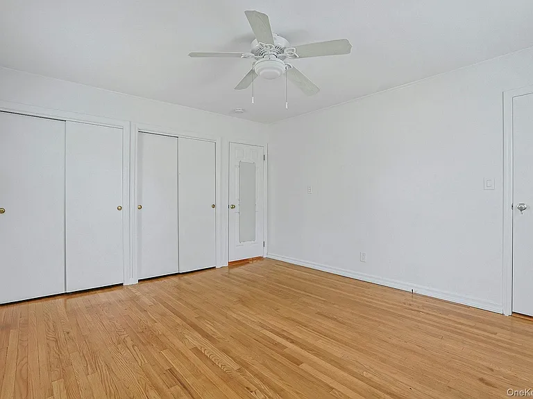 24 Grover Ave — Photo 19