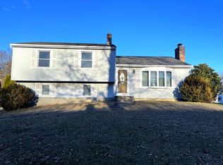 21 E Drumlin Rd, Springfield, MA 01108