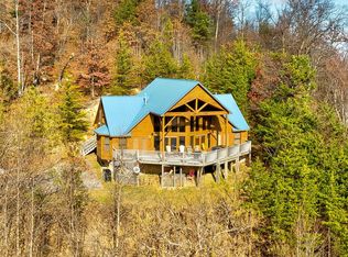 2727 Overholt Trl, Sevierville, TN 37862