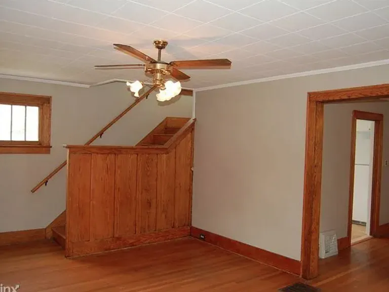 825 Sylvan Ave #825SYL — Photo 3