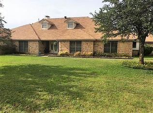501 Aileen Dr, Red Oak, TX 75154