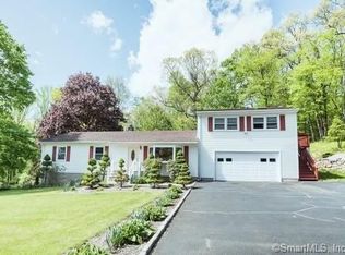 51 Plum Tree Ln, Trumbull, CT 06611