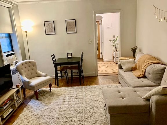 2nd image of 208 E 28th St APT 2K