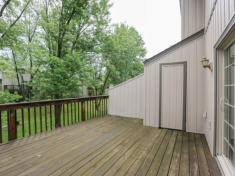 439 Foxfire Dr — Photo 11