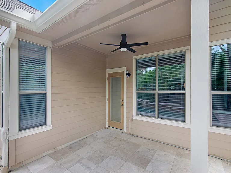54 Douvaine Ct — Photo 10
