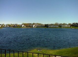 8420 S Tuckaway Shore Dr #8420, Franklin, WI 53132