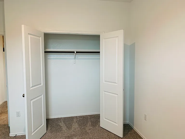 1100 Winnie Dr — Photo 15