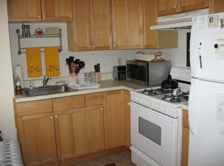 324 Carson St, Philadelphia, PA 19128