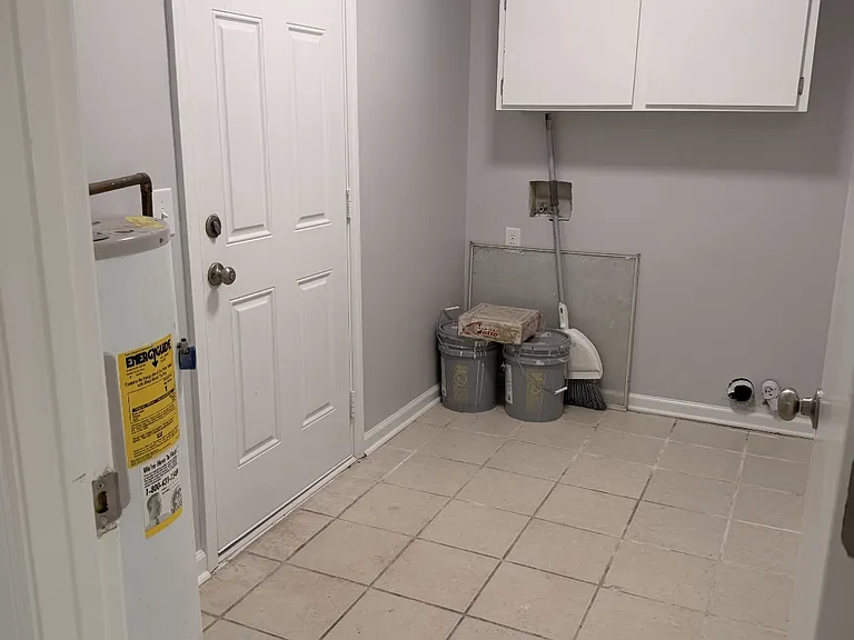 1006 Ridgeland Dr — Photo 11