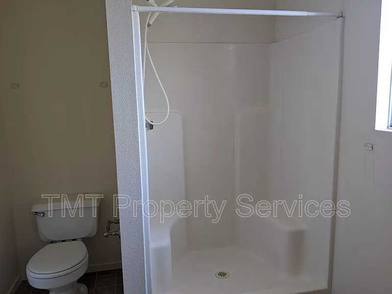 2537 Brunswick Dr — Photo 10