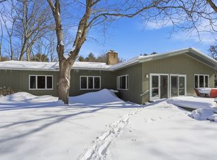 17 North St, Lexington, MA 02420