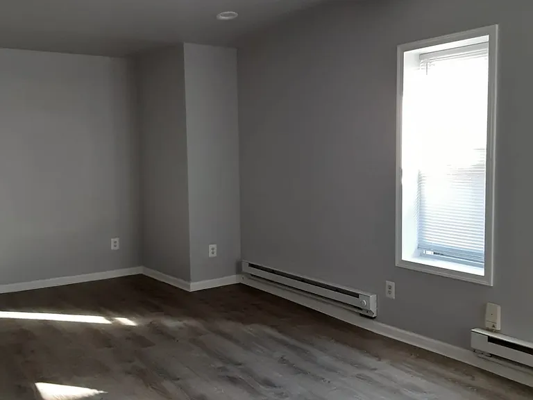 4927 Knox St #2 — Photo 16