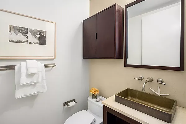 Sold by Douglas Elliman | media 17