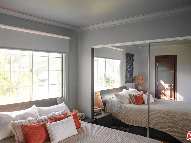 1112 Montecito Dr — Photo 13