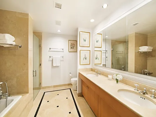Sold by Sotheby's International Realty | media 7